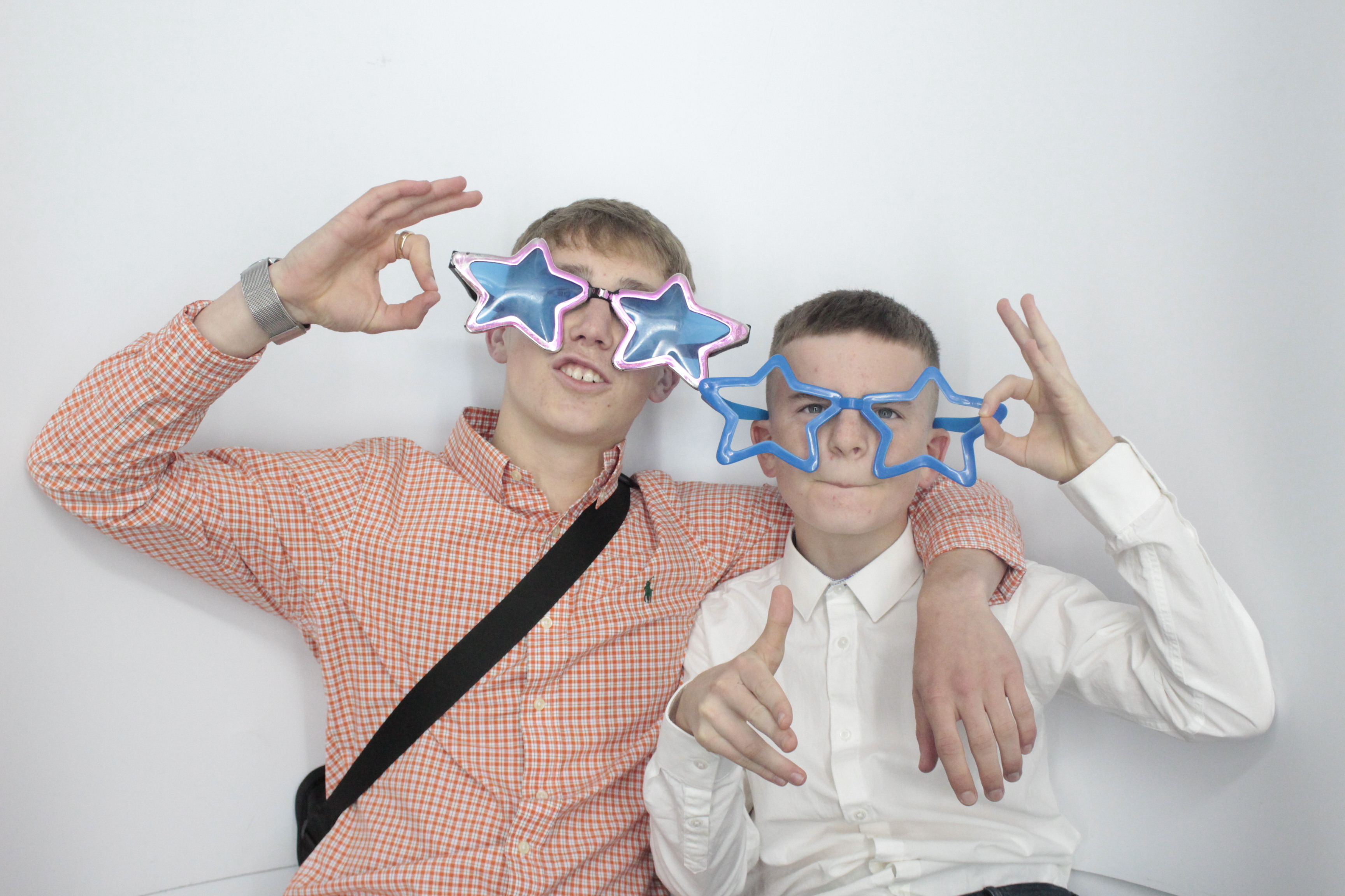 Helen & Rob | View more photos from the event at gallery.myphotoboothexperience.co.uk/u/MyPhotoBoothExperienceLtd/Helen-Rob